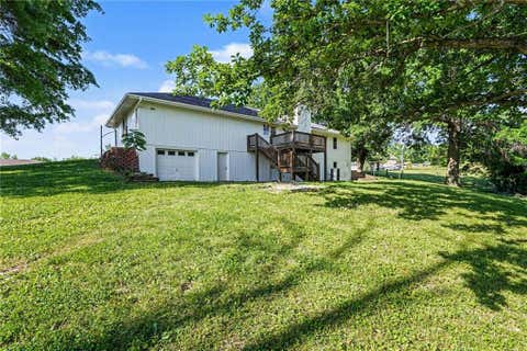 Tiny photo for 1500 Ridgeview Road, Liberty, MO 64068 (MLS # 2623817)