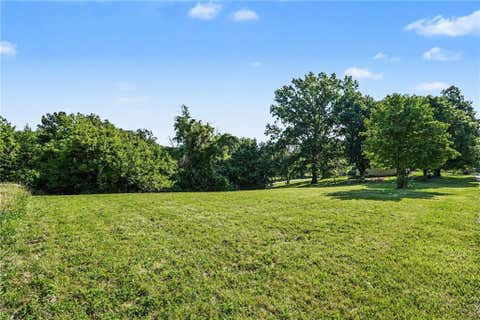 Tiny photo for 1500 Ridgeview Road, Liberty, MO 64068 (MLS # 2623817)