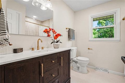 Tiny photo for 1500 Ridgeview Road, Liberty, MO 64068 (MLS # 2623817)
