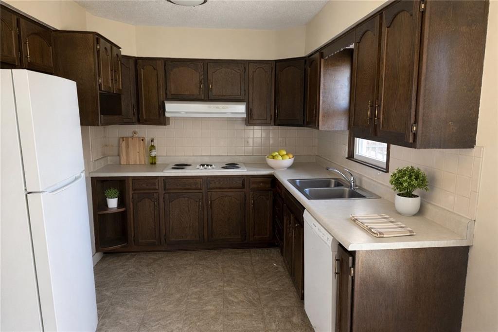 1001-1003 NW 12th St Street