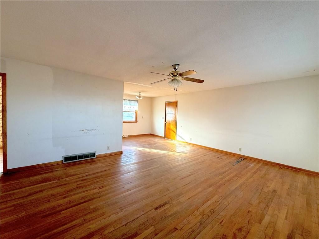 Photo of 17787 Cantrell Road, Linwood, KS 66052 (MLS # 2592475)