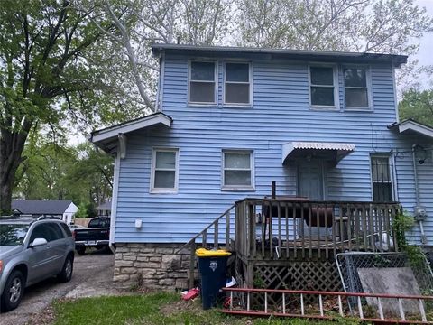 6727 Agnes Avenue Kansas City MO 64132
