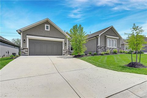 Photo of 12973 S Alden Street, Olathe, KS 66062 (MLS # 2617595)