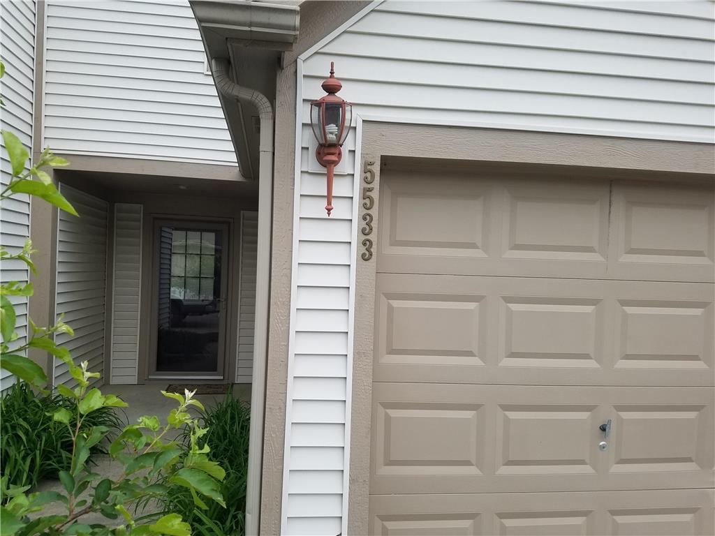 Photo 1 of 18 — 5533 N FAIRMOUNT Avenue, Kansas City, MO 64118