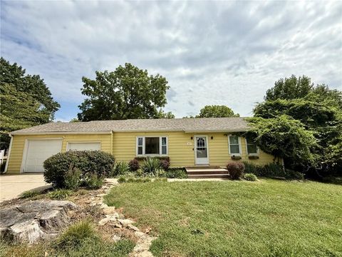 5817 N Lenox Avenue Kansas City MO 64151