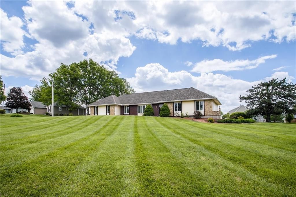 Photo of 509 Trail Ridge Road, Richmond, MO 64085 (MLS # 2618064)