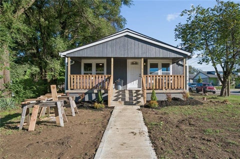 MLS: 2645475