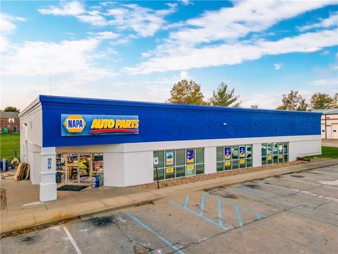 959 SE Oldham Parkway Lee's Summit MO 64081