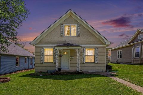Photo of 3112 Messanie Street, St Joseph, MO 64501 (MLS # 2616882)