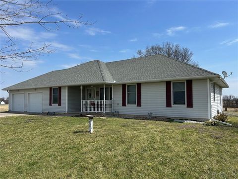 21921 S BB Highway Nevada MO 64772