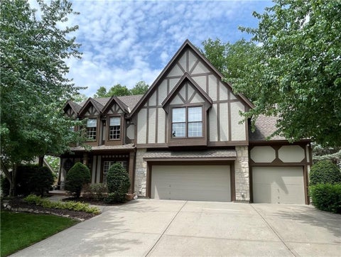6736 NW Monticello Terrace, Parkville, MO 64152 - #: 2619625