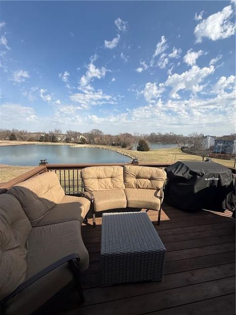 20739 South Barker Road Spring Hill KS 66083