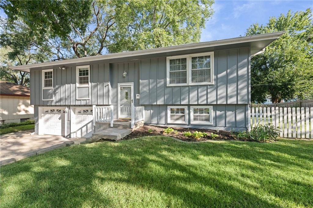 11618 W 69th Street