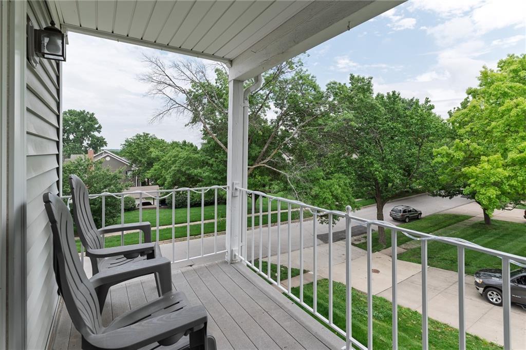 Kansas City, Missouri 64114, United States, 2 Bedrooms Bedrooms, ,2 BathroomsBathrooms,Residential,Active,145964