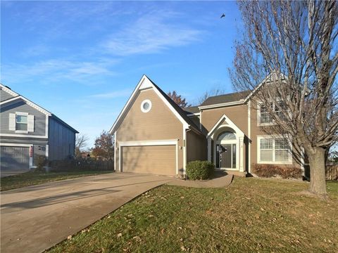 18860 W 159th Terrace, Olathe, KS 66062 - #: 2588641