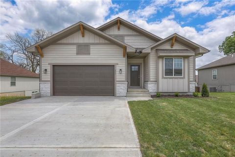 207 S Black Jack Avenue, Lone Jack, MO 64070 - MLS#: 2530113