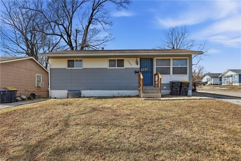Photo of 4602 Lister Avenue, Kansas City, MO 64130 (MLS # 2629135)