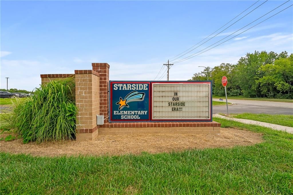 Photo of 8675 Eagle Creek Drive, De Soto, KS 66018 (MLS # 2616272)