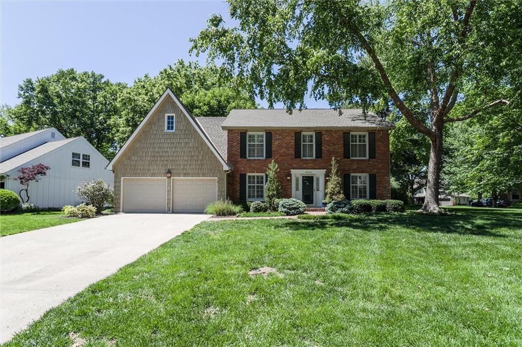 Photo of 12502 W 81st Terrace, Lenexa, KS 66215 (MLS # 2618804)