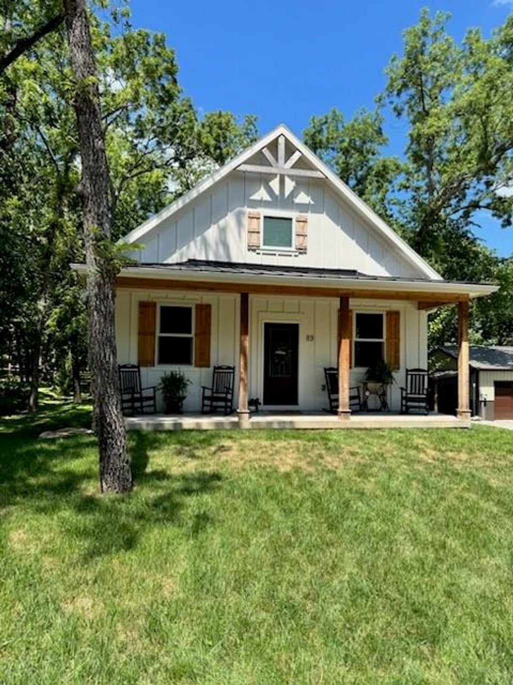 Photo of 89 Enchanted Lane, Linn Valley, KS 66040 (MLS # 2614982)