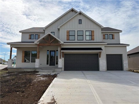 Photo of 17131 S Barstow Street, Olathe, KS 66062 (MLS # 2626221)
