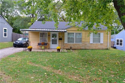 Photo of 2617 S 49th Street, Kansas City, KS 66106 (MLS # 2583291) Photo of 2617 S 49th Street, Kansas City, KS 66106 (MLS # 2583291)