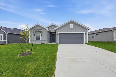Photo of 20644 Skyview Lane, Spring Hill, KS 66083 (MLS # 2571164)