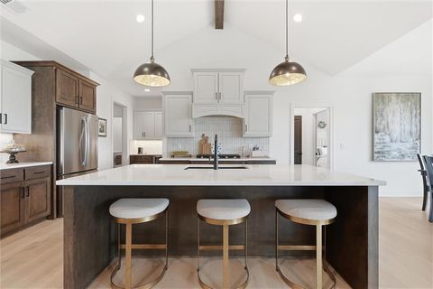 MLS: 2619403