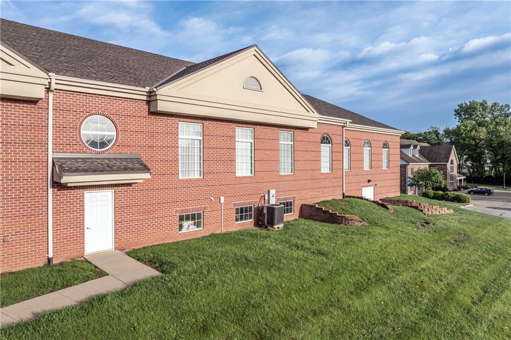 St Joseph, Missouri 64506, United States, ,Commercial,Active,65456