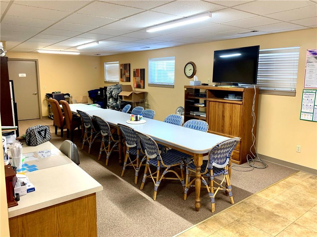 St Joseph, Missouri 64506, United States, ,Commercial,Active,65456