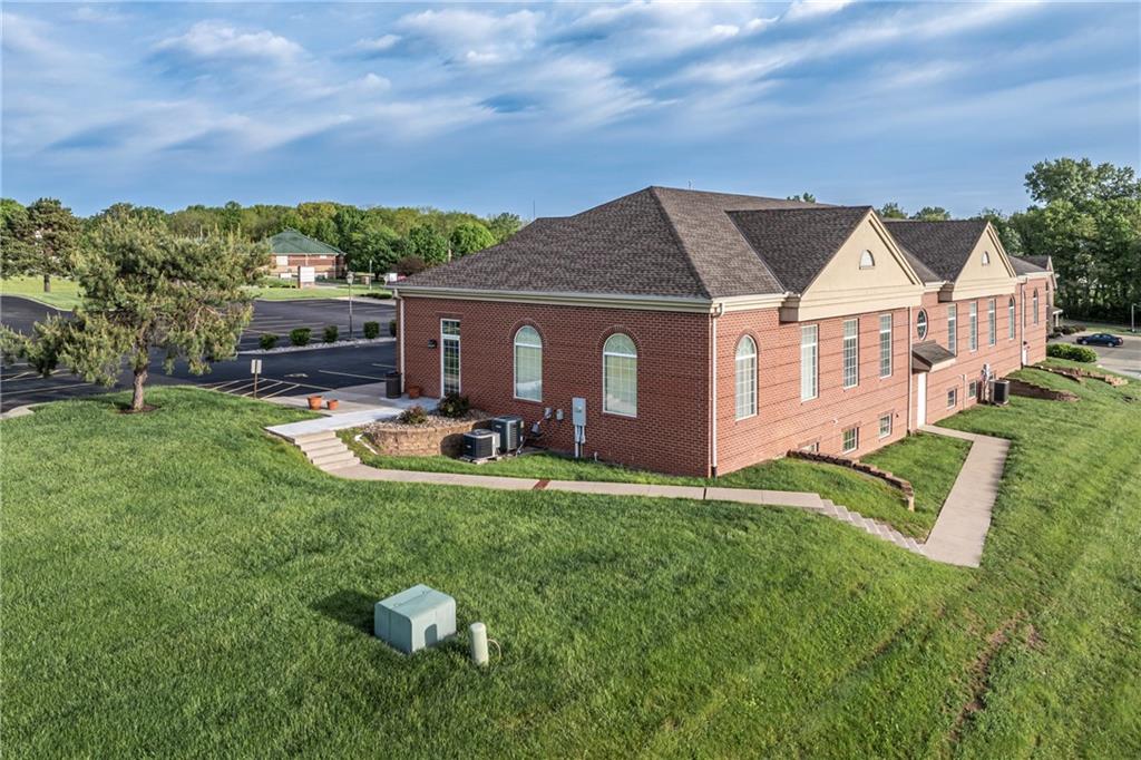 St Joseph, Missouri 64506, United States, ,Commercial,Active,65456