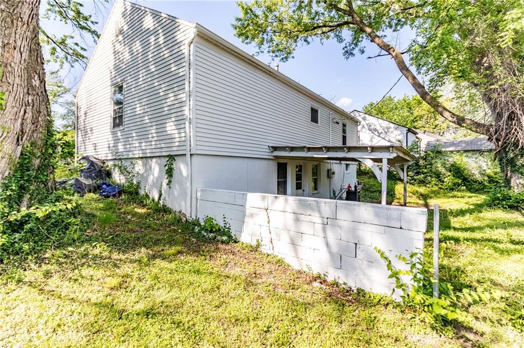1007 Vest Drive