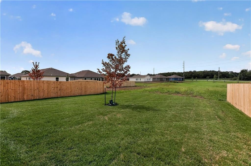588 W Bluebird Street