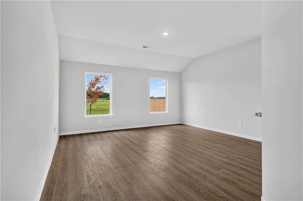 588 W Bluebird Street