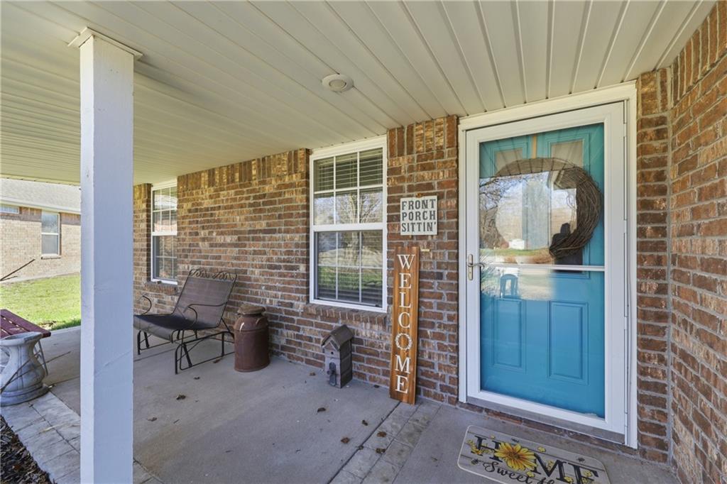 1703 NW Willow Drive