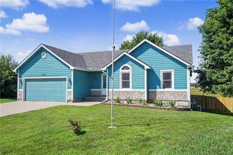 Photo of 1003 Lisa Court, Baldwin City, KS 66006 (MLS # 2638324)