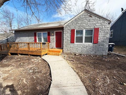 7909 Brooklyn Avenue Kansas City MO 64132