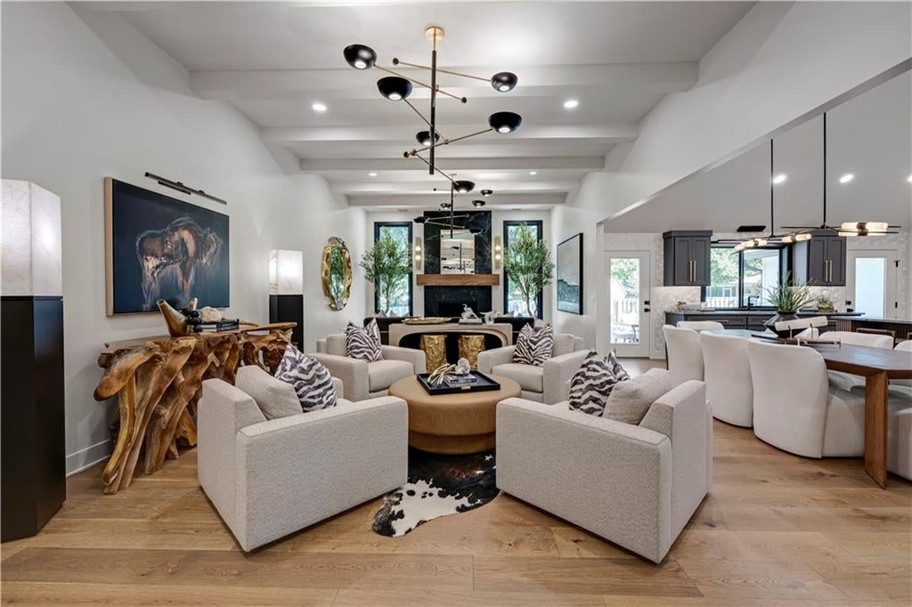 10104 Hemlock Drive