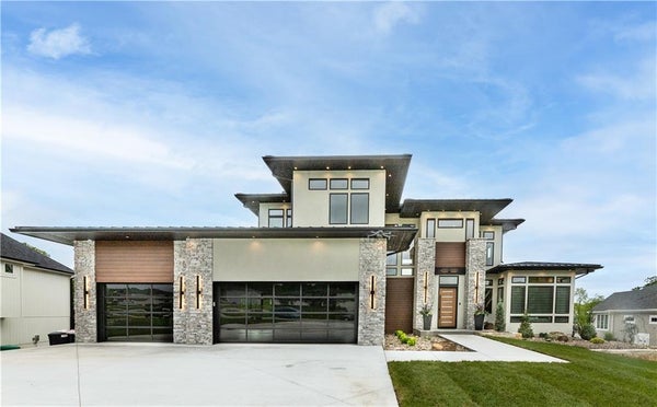 15 BUFFALO RIDGE DR, GREENWOOD, MO 64034 - Image 087b12ec09777503fa0e9727383c8e6c/1429679608