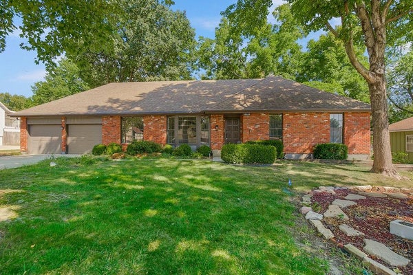 18604 E 27TH ST S, INDEPENDENCE, MO 64057 - Image 08ab4ee37dab0ef00411e4c1e321eea9/3695453874