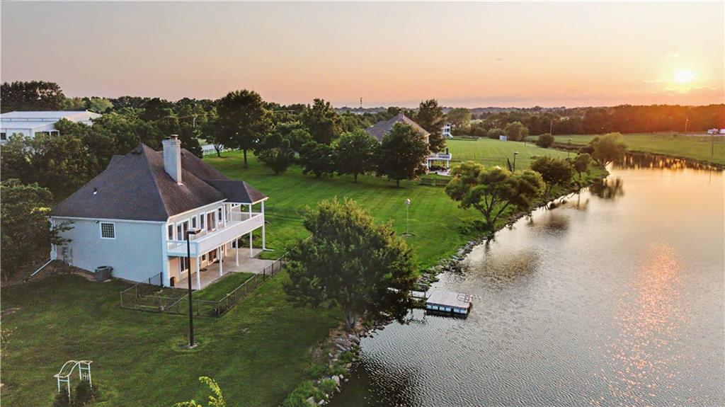 1328 E Walnut Street