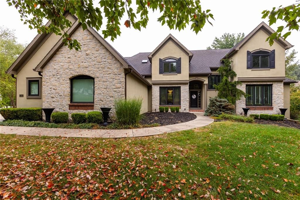 Photo of 2116 Winding Woods Drive, Liberty, MO 64068 (MLS # 2577293)