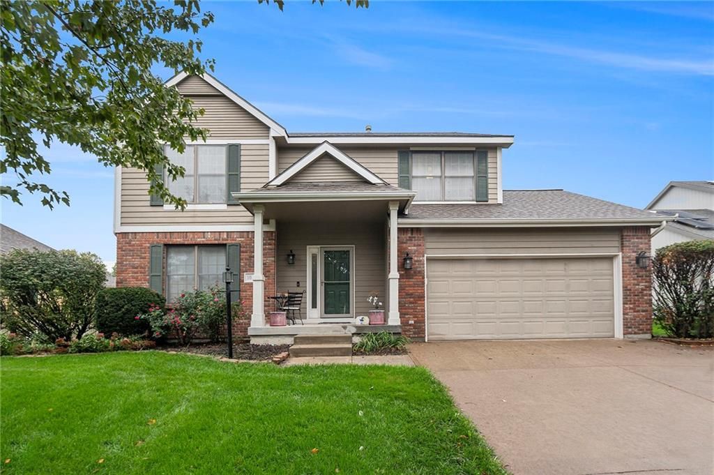 Photo of 1040 Stonecreek Drive, Lawrence, KS 66049 (MLS # 2592171)