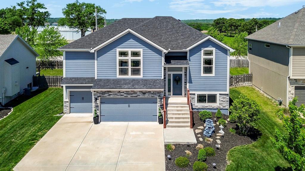 1700 Shadow Drive