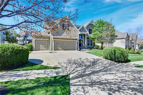 13284 High Drive, Leawood, KS 66209 - MLS#: 2532070