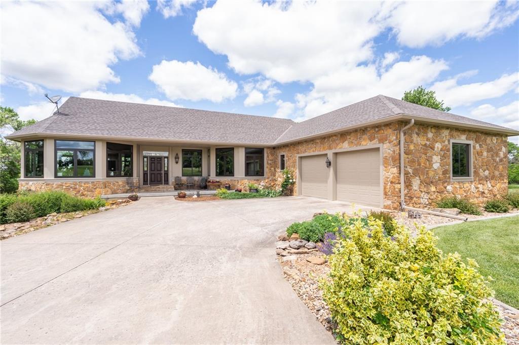 1672 N 1 Road