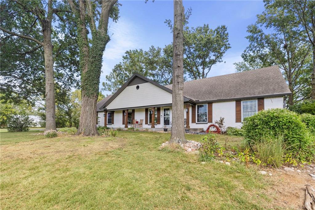 13105 S Lakeshore Drive