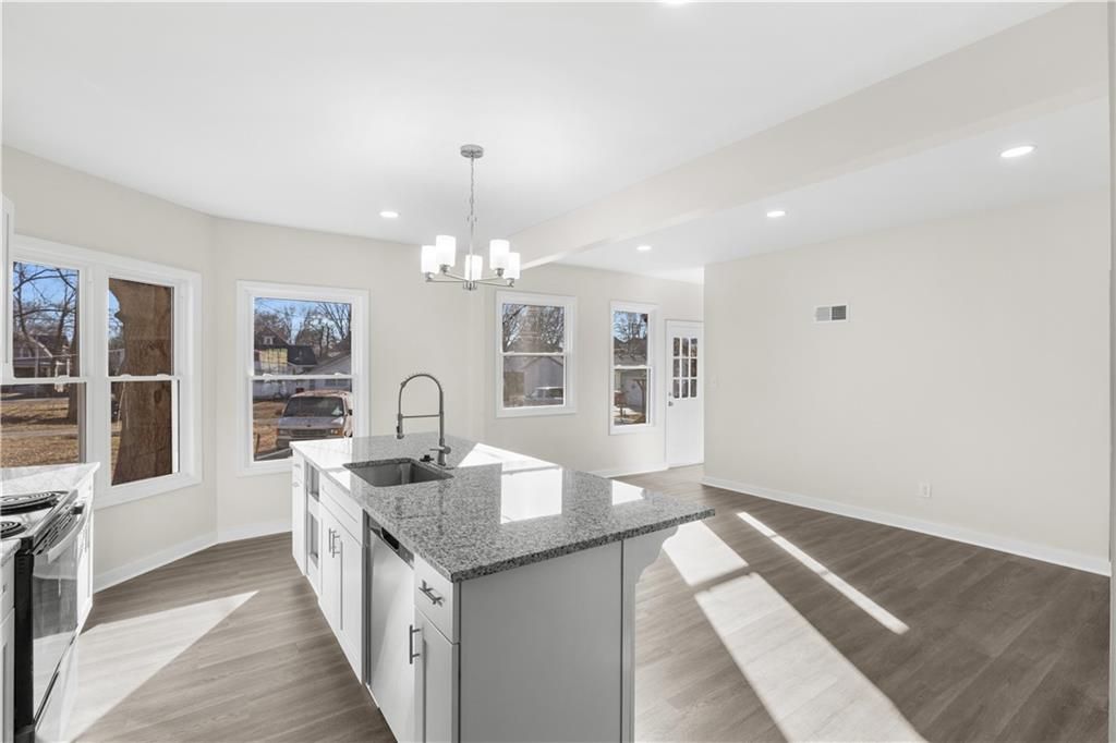 Photo of 1815 N Franklin Street, Lexington, MO 64067 (MLS # 2596898)