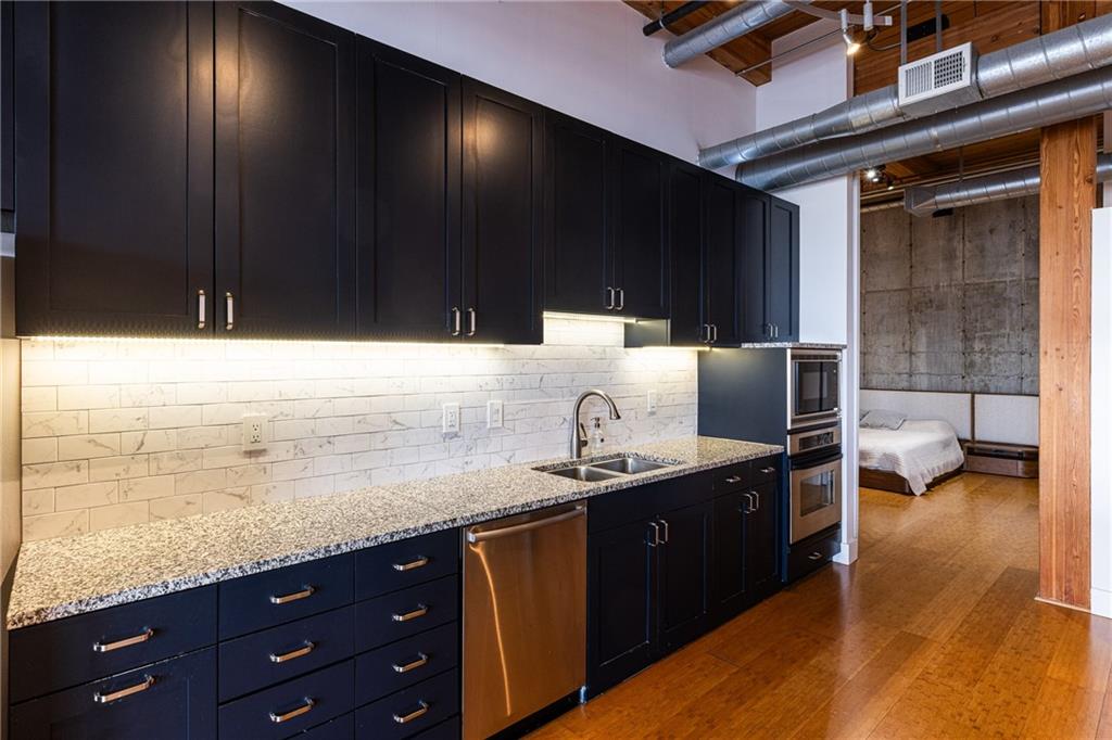 210 W 5TH Street 203