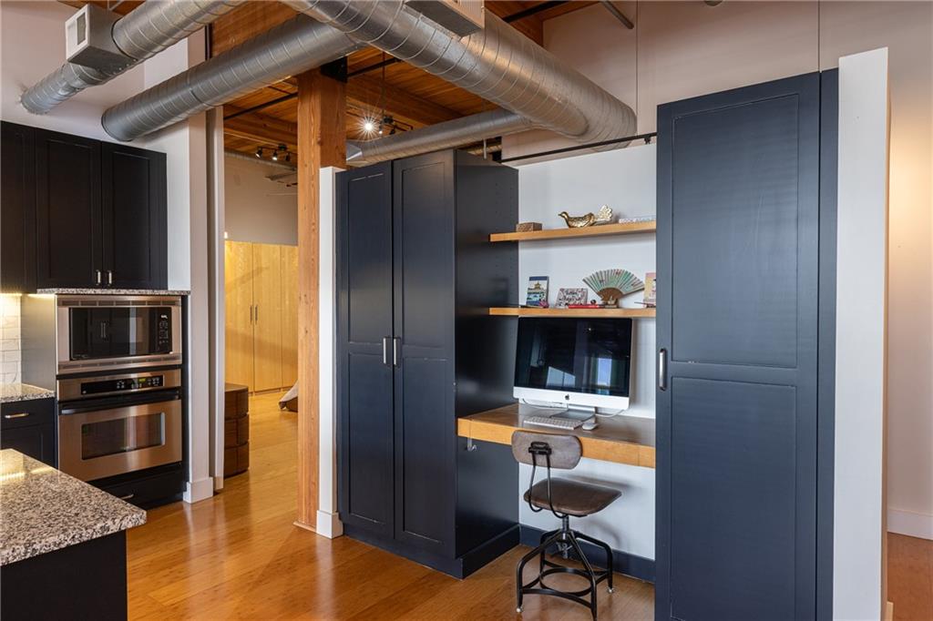 210 W 5TH Street 203